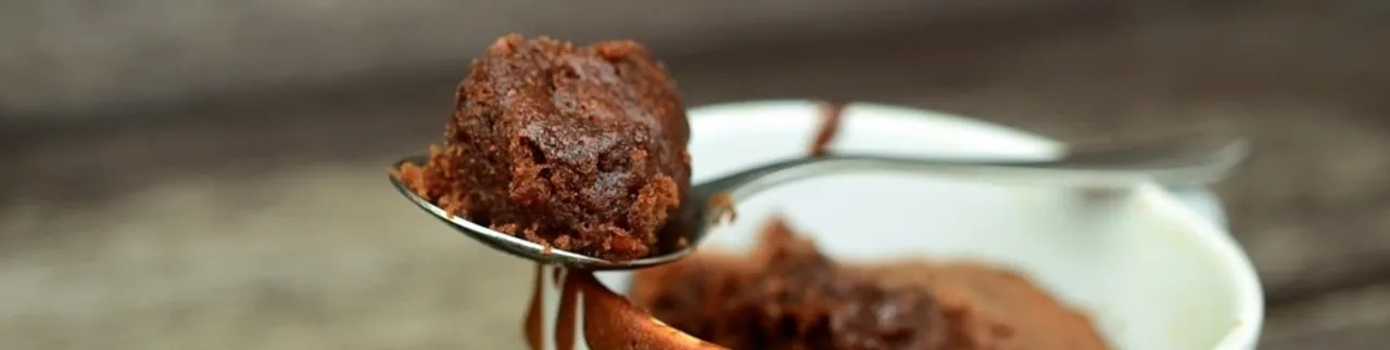 ciastka w mikrofalówce wilgotny ręcznik