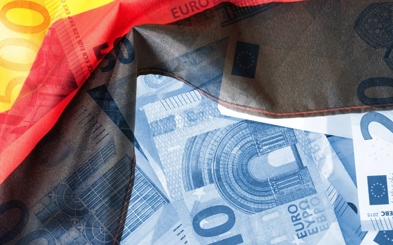 wykres średnia emerytura w niemczech landy płeć