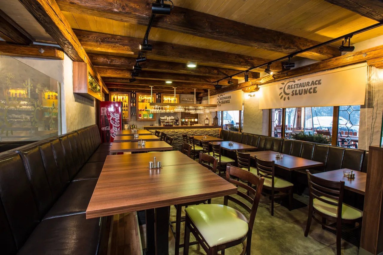 Restauracje Harrachov wnętrza