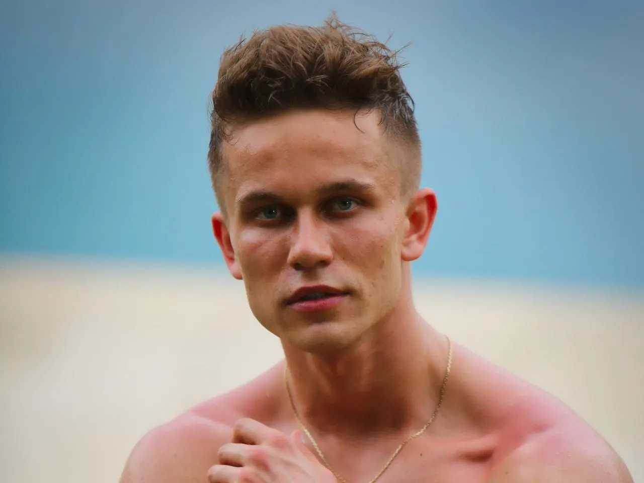 Zdjęcie Kim jest Łukasz z Hotelu Paradise? Zaskakujące fakty o jego życiu i kontrowersjach