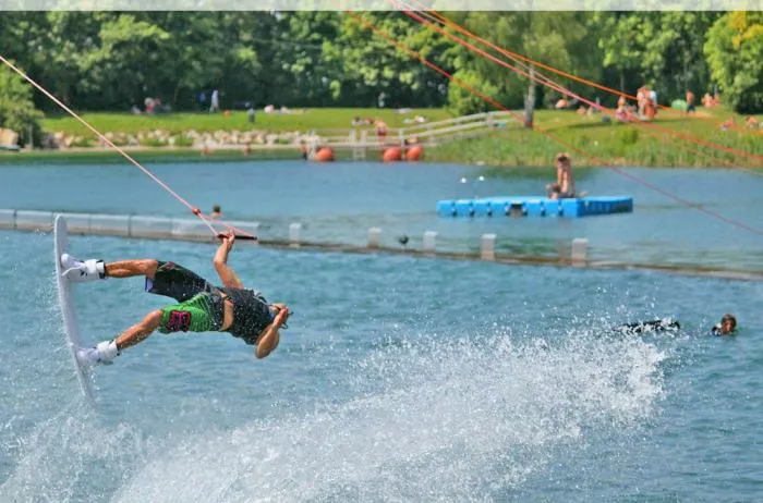 Wake Zone Jezioro Bielawskie