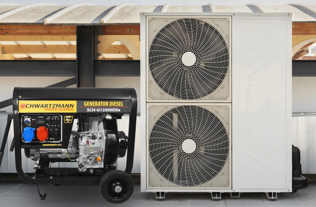 Agregat do pompy ciepła obok jednostki zewnętrznej. Generator diesla Schwartzmann SCH-G12500Dx.