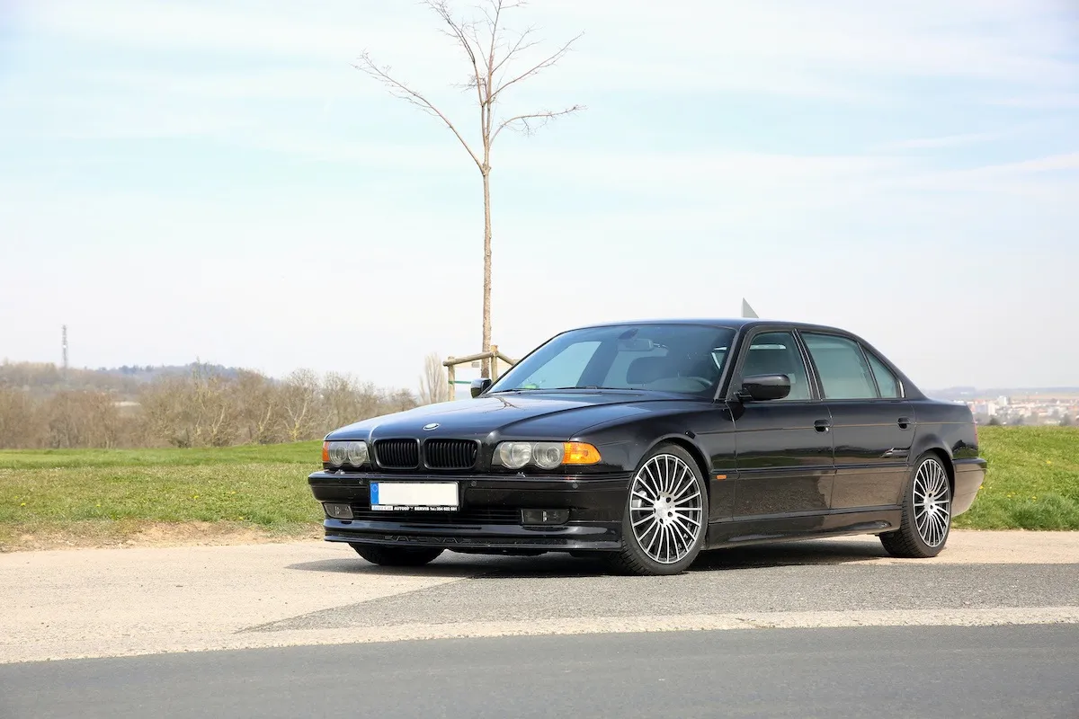 BMW 750iL E38 youngtimer