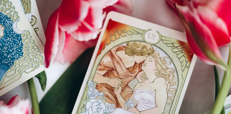 Zdjęcie Czy on mnie kocha tarot? Odkryj prawdę o jego uczuciach