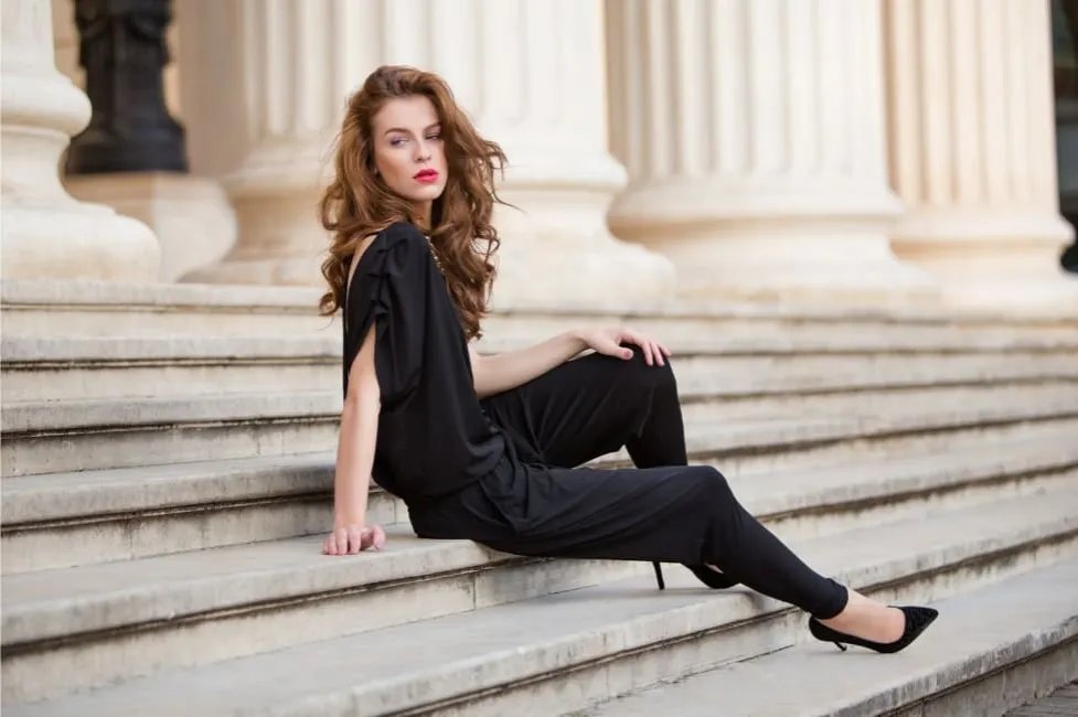 Buty do kombinezonu szpilki sneakersy botki sandały