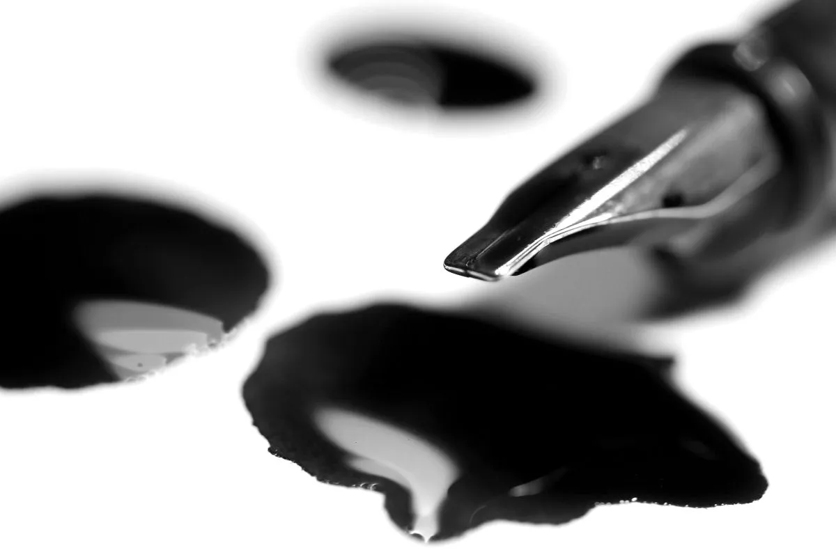 usuwanie plamy atramentu początkowe kroki