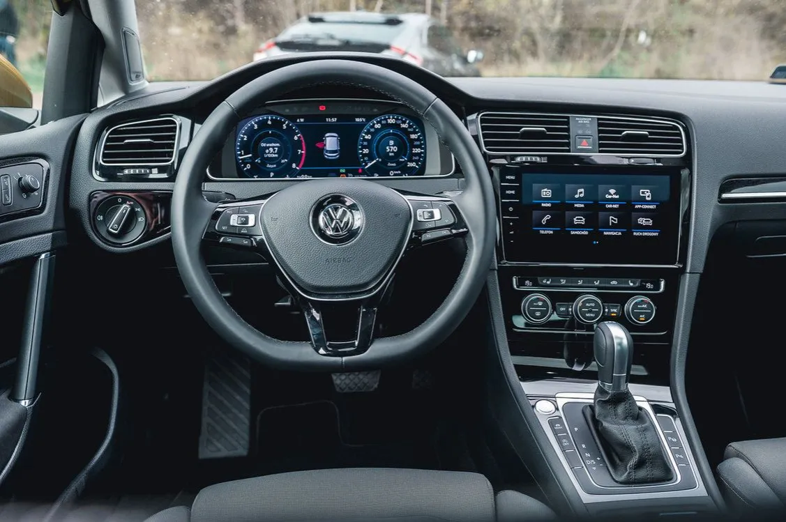 Volkswagen Golf 7 wnętrze skrzynia DSG