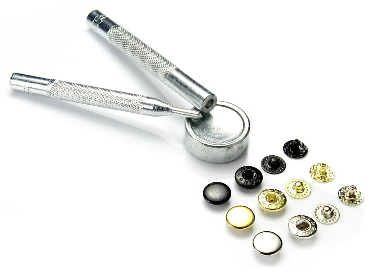 Zestaw do zakuwania nap&oacute;w napownica