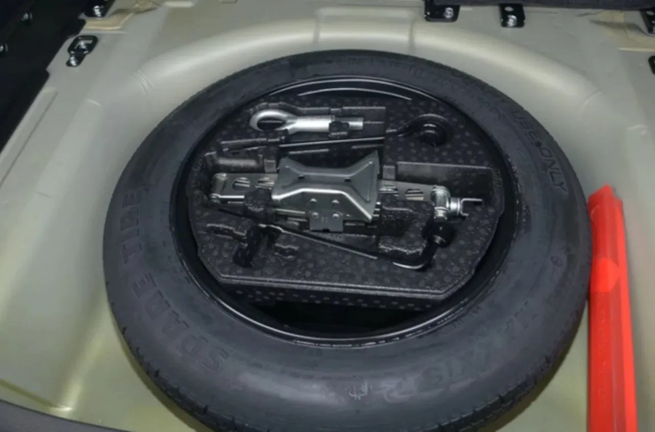 Koło zapasowe w samochodzie przepisy Polska