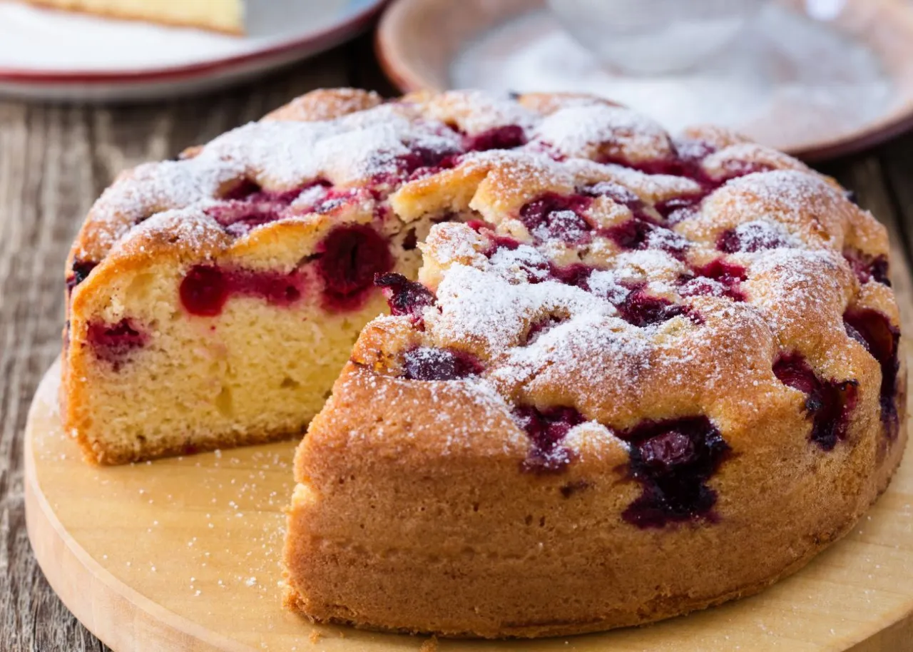 obtaczanie owoców w mące