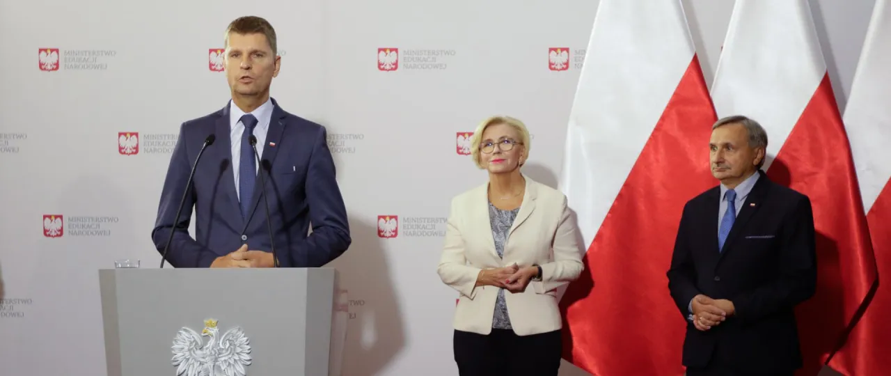 konferencja prasowa rządu ministerstwo edukacji