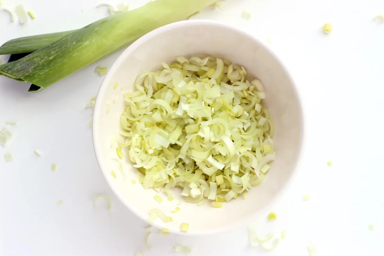 pokrojony por posypany solą