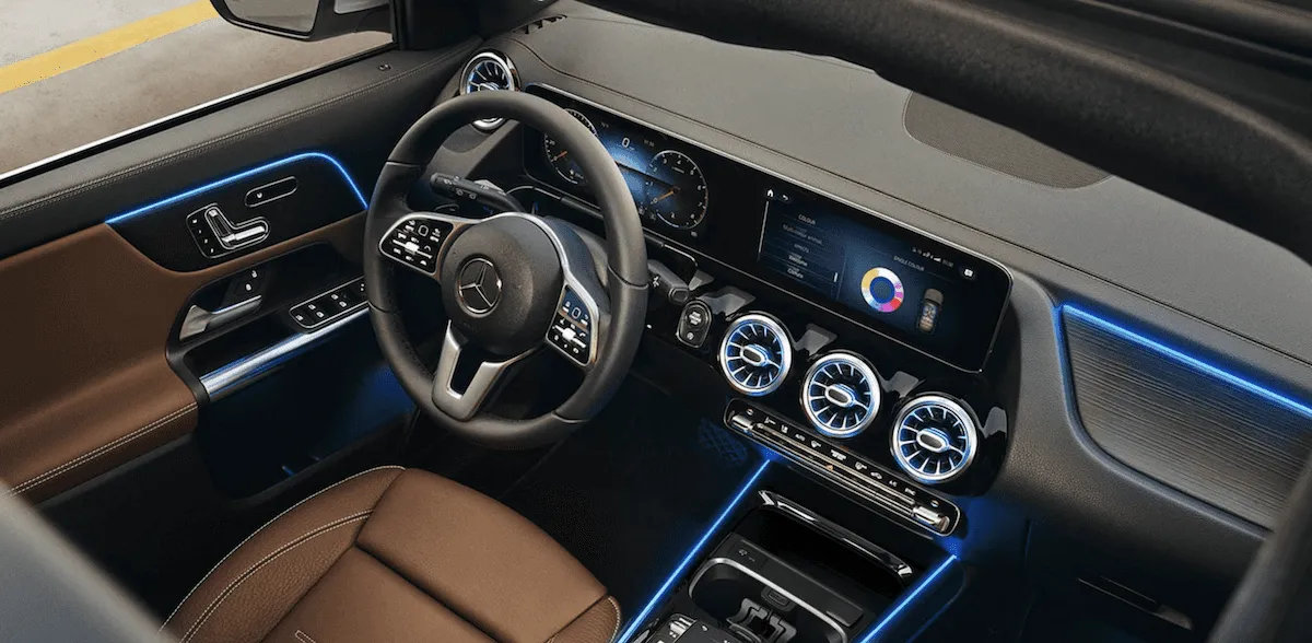 Mercedes GLA interior MBUX
