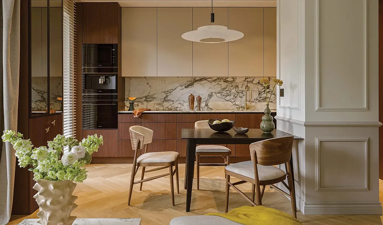 Modne kolory ścian salon kuchnia 2026