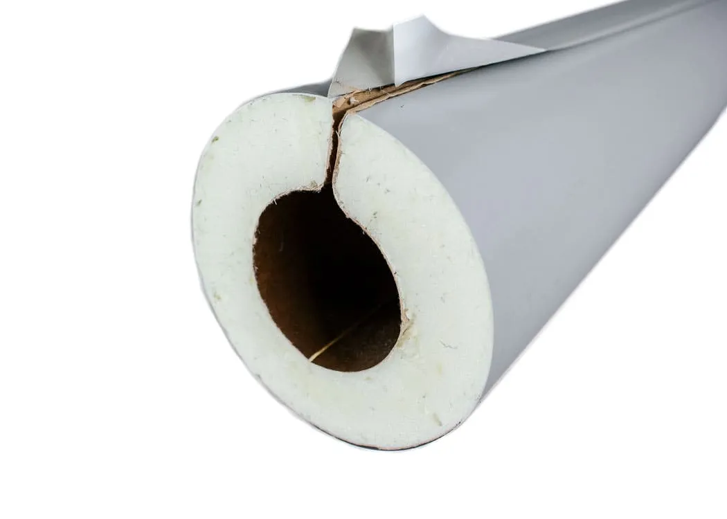 ocieplenie rury z wodą otuliną piankową