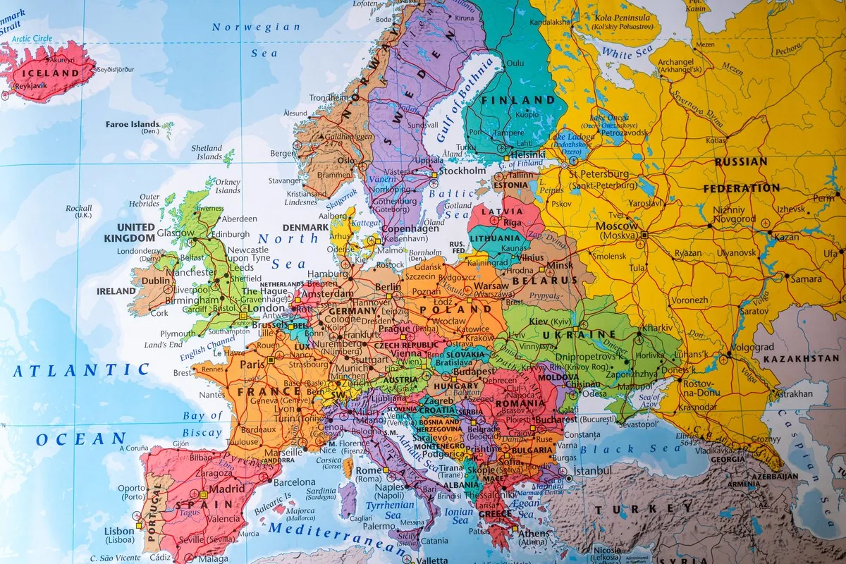 Mapa Europy z zaznaczonymi krajami dla polskich absolwentów