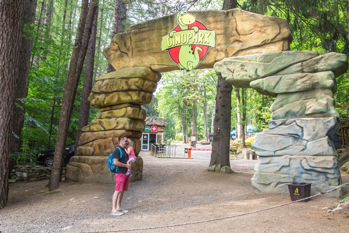 Dinopark Szklarska Poręba atrakcje dla dzieci
