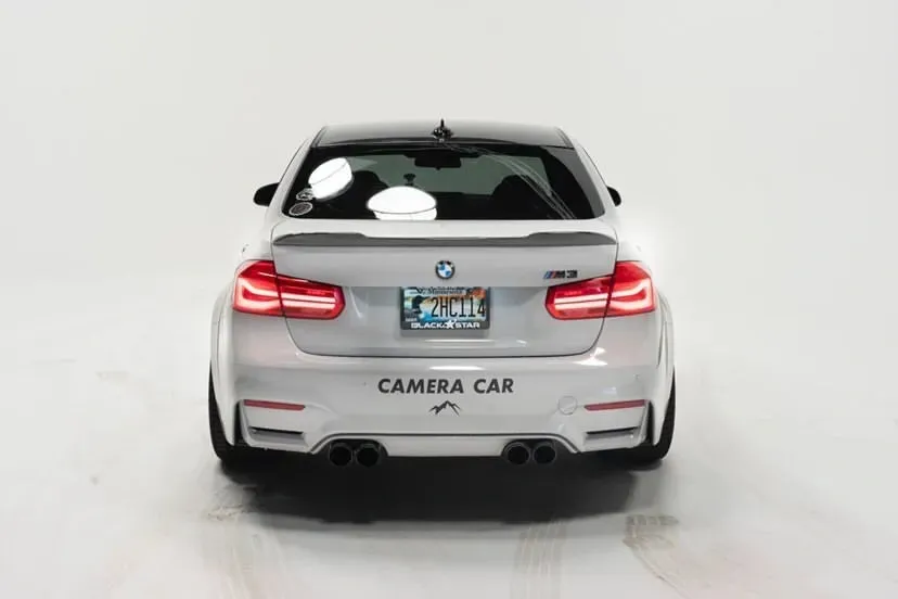 BMW F30 spoiler M Performance vs M4 CS