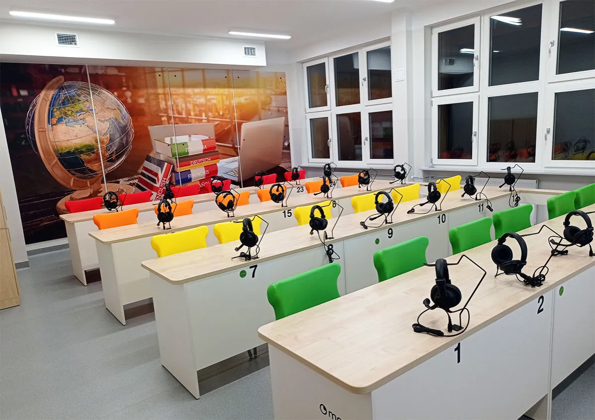 tradycyjny nauczyciel nowoczesny mentor klasa