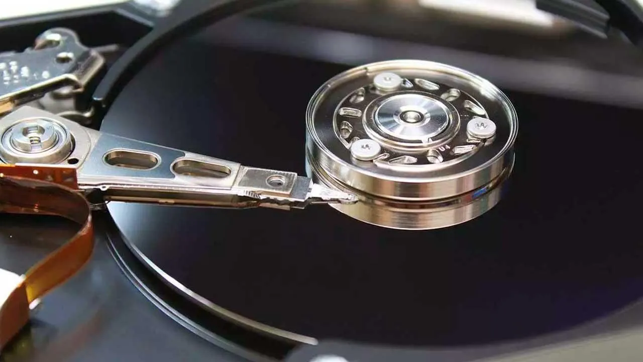 Zdjęcie Bootowalny pendrive NTFS czy FAT32 – co wybrać, aby uniknąć problemów?