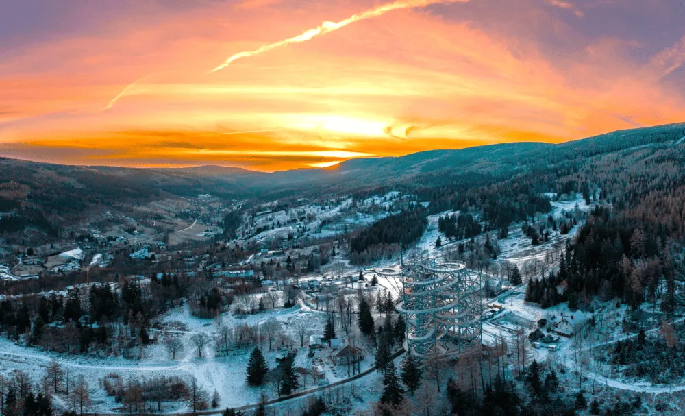 Sky Walk Świerad&oacute;w-Zdr&oacute;j panorama