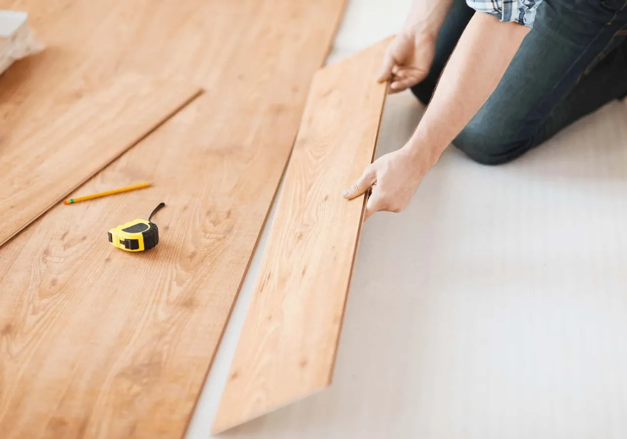Zdjęcie Jaki podkład pod panele laminowane? Wybierz najlepszy dla swojego wnętrza
