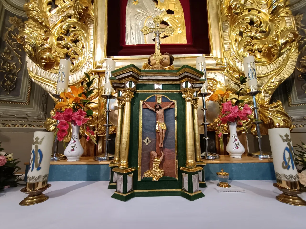 Zdjęcie Sanktuarium w Złotkowie: Historia i tajemnice Matki Bożej Złotkowskiej