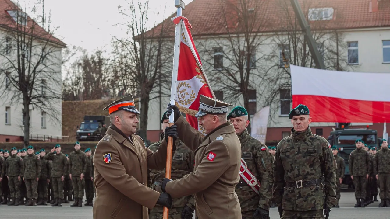 Zdjęcie Ilu generałów jest w Polsce? Zaskakujące fakty o ich liczbie i roli