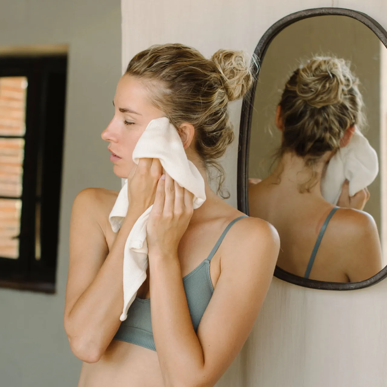 Zdjęcie Pasos limpieza facial diaria para una piel radiante y saludable