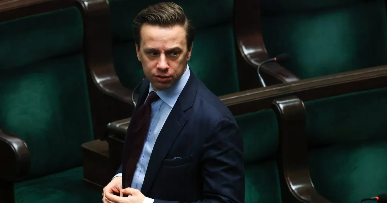 Zdjęcie Kogo popiera Bosak? Odkryj jego kontrowersyjne decyzje wyborcze