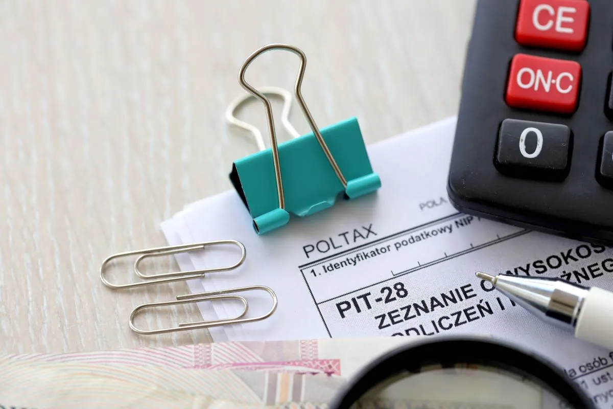 Zdjęcie Do kiedy rozliczyć ryczałt? Uniknij kar i nieprzyjemności!