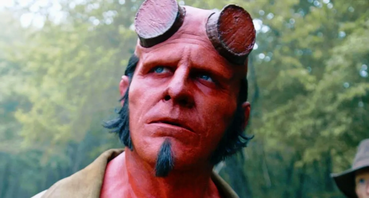 Zdjęcie Hellboy aktorzy: jak różne interpretacje zmieniły postać Hellboya