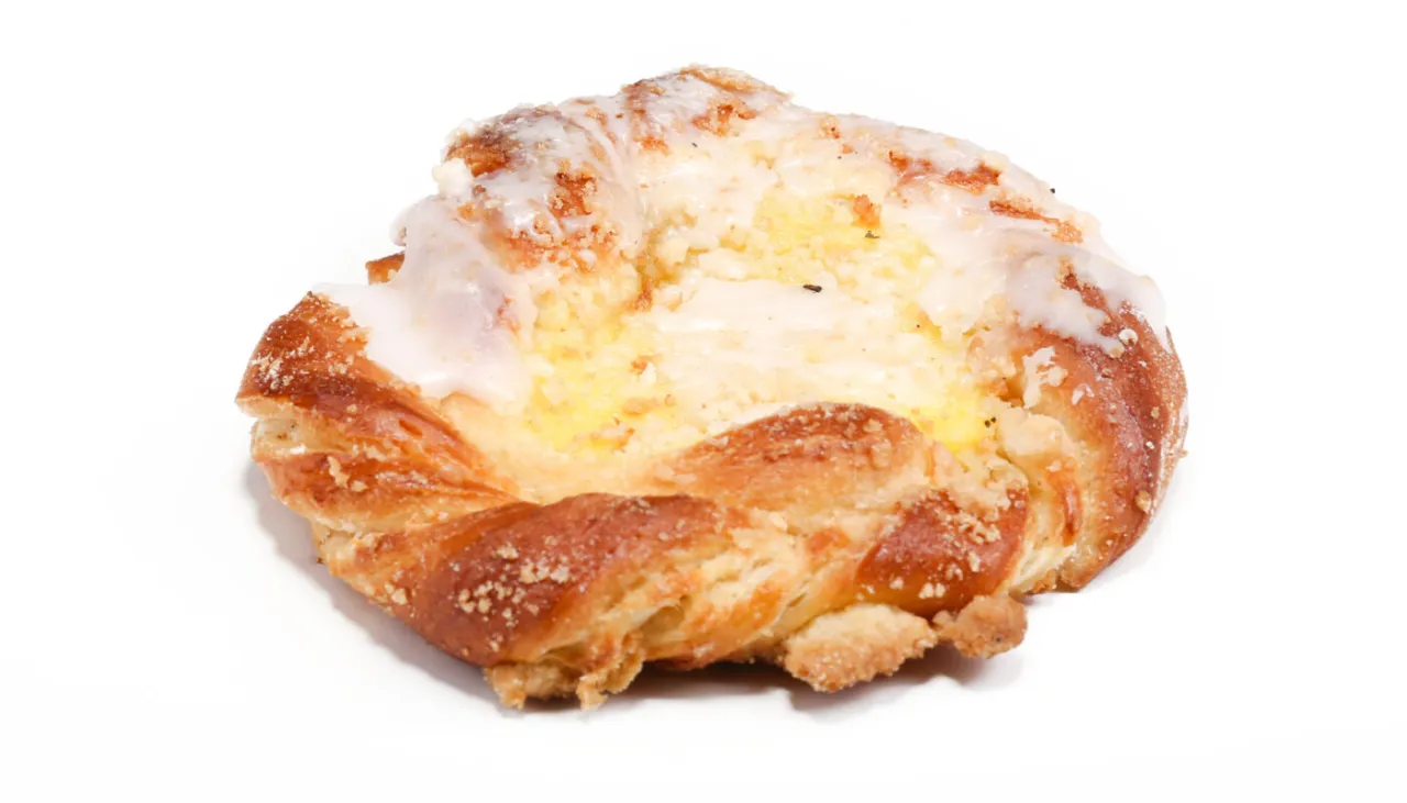 Zdjęcie Ile kcal ma drożdżówka? Zaskakujące wartości kaloryczne i porady