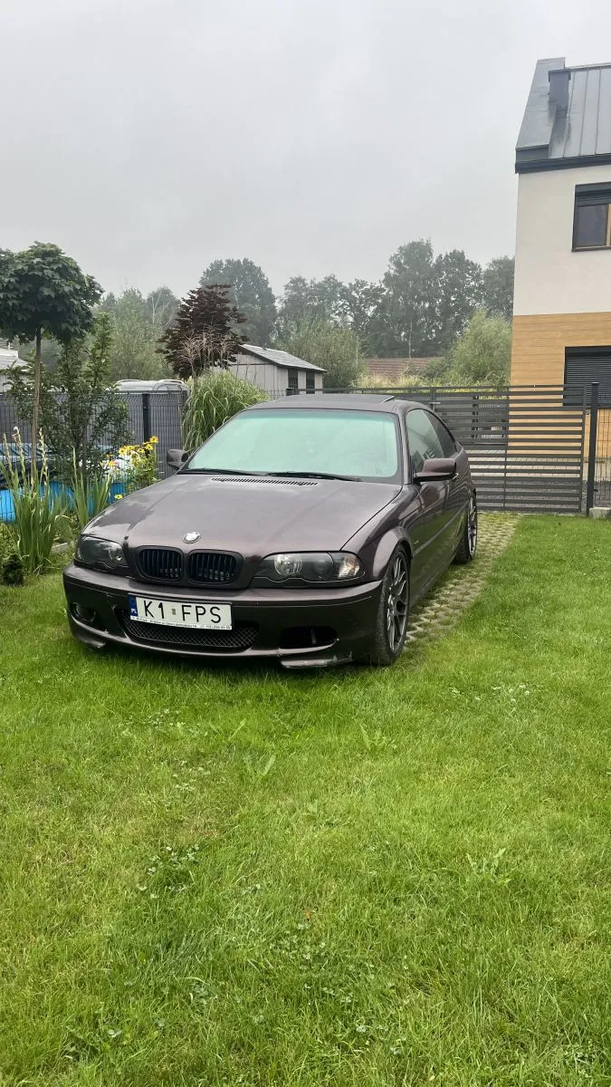 Zdjęcie Jak otworzyć bagażnik BMW E46 bez kluczyka i uniknąć problemów