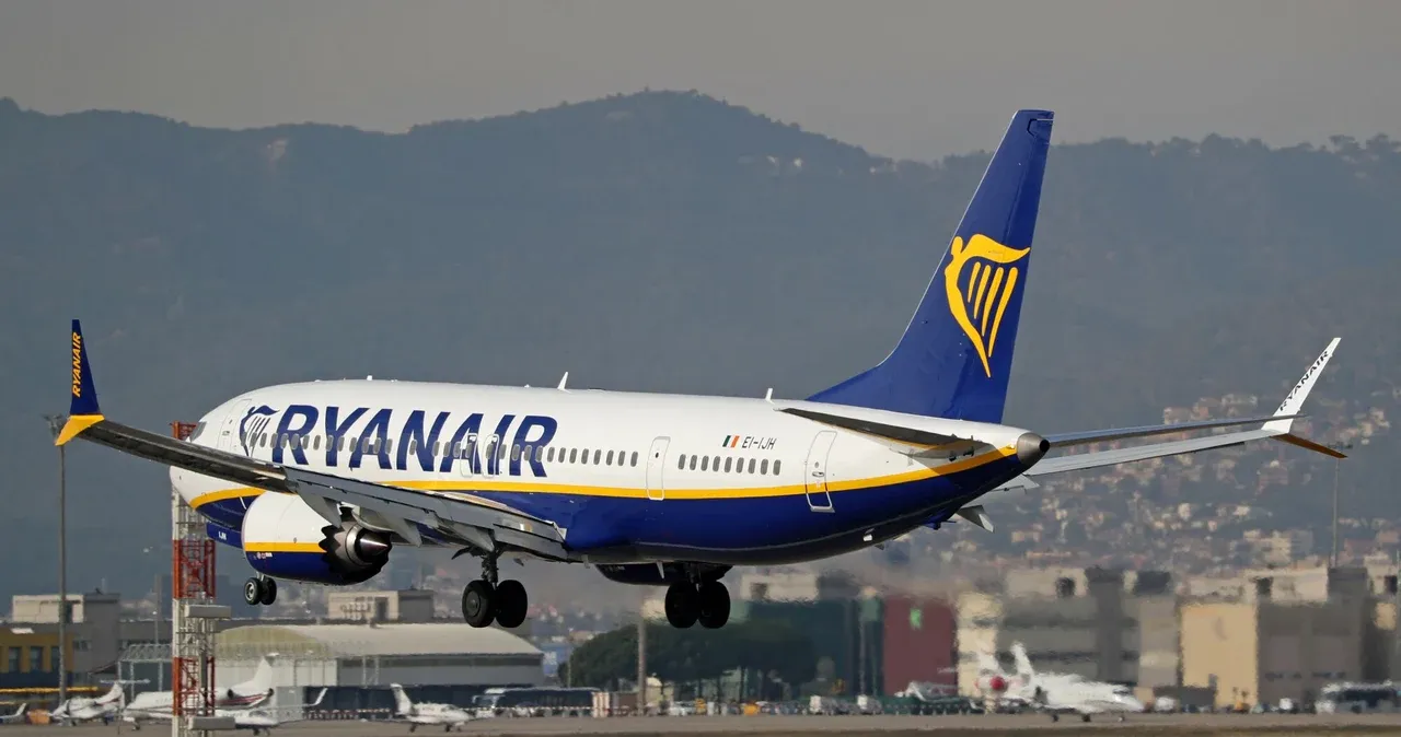 Zdjęcie Jak dokupić bagaż podręczny w Ryanair i uniknąć wysokich kosztów