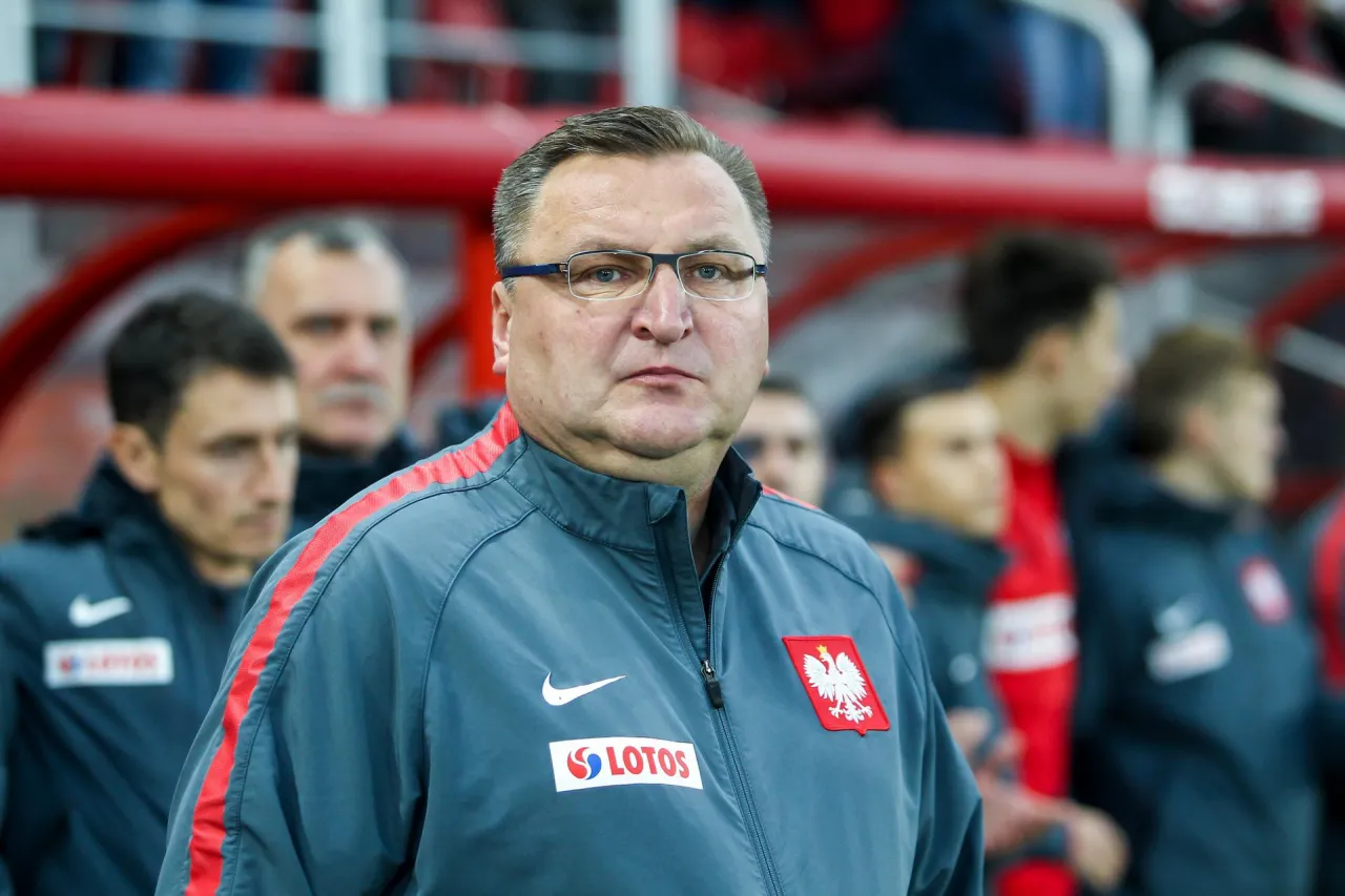 Zdjęcie Ile zarabia Michniewicz? Zaskakujące zarobki polskiego trenera w Arabii Saudyjskiej