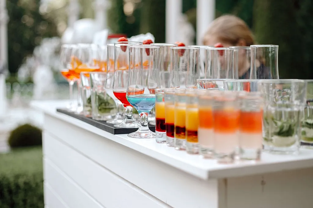 Zdjęcie Jakie drinki na wesele: Zaskocz gości wyjątkowymi smakami