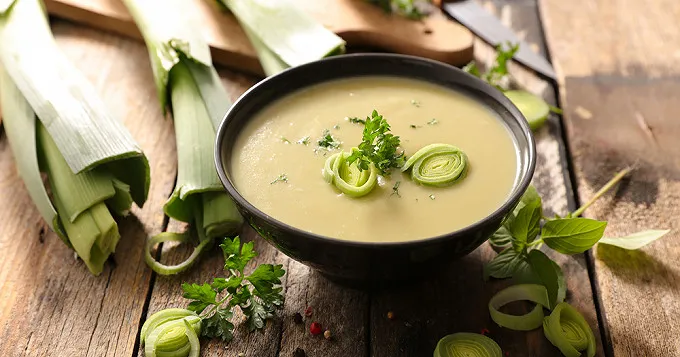 Zdjęcie Recette soupe aux poireaux : un plat réconfortant à essayer absolument