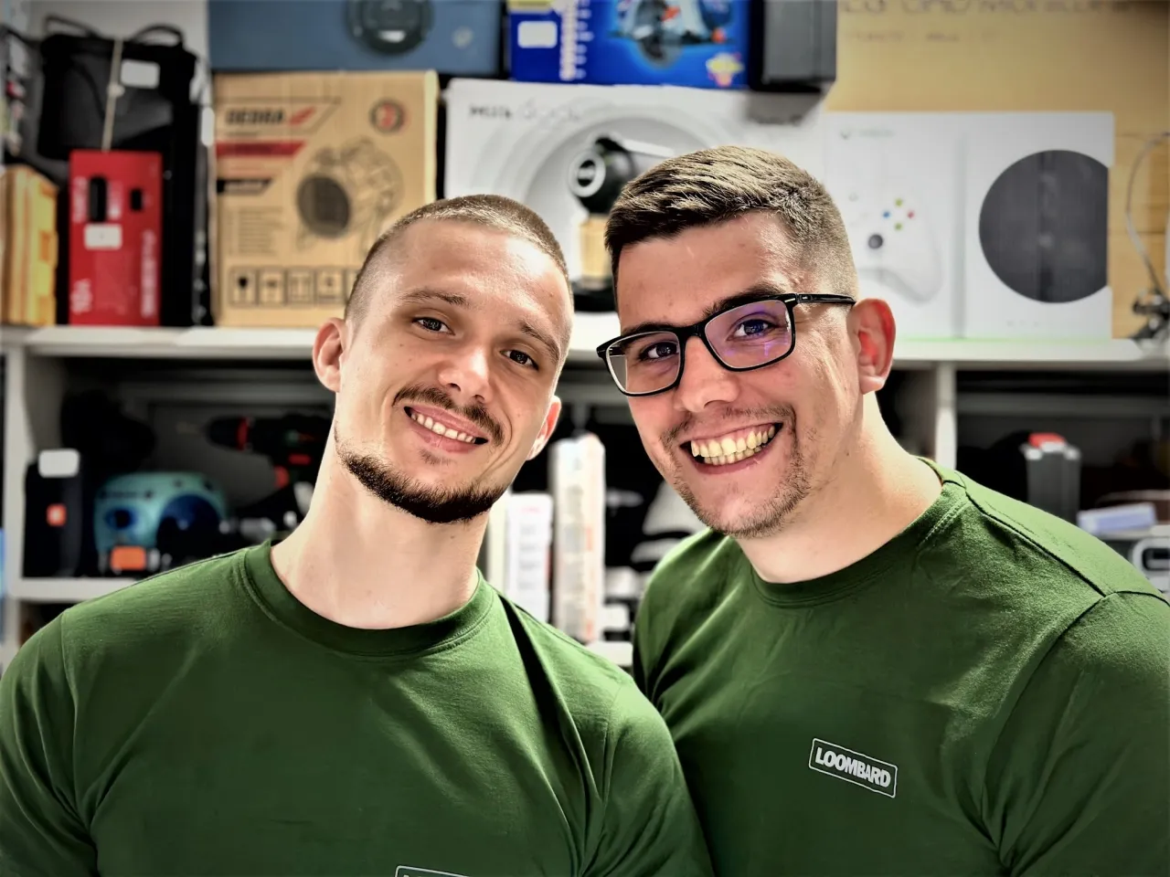 Zdjęcie Ile zarabia lombard? Analiza zysk&oacute;w i koszt&oacute;w w 2024 roku