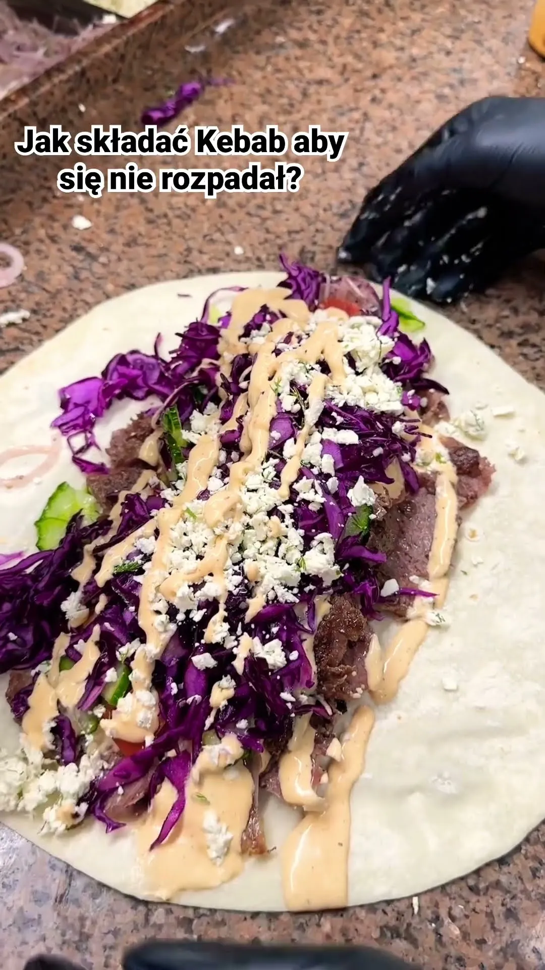 Zdjęcie Jak zawijać kebab w tortilli, by uniknąć rozczarowania smakiem