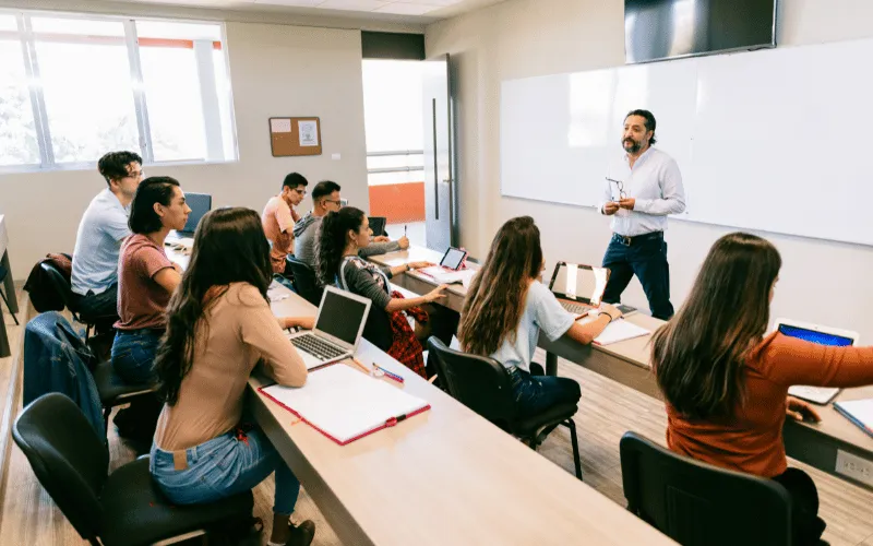 Zdjęcie Qué es la asignatura atención educativa y su impacto en el aprendizaje