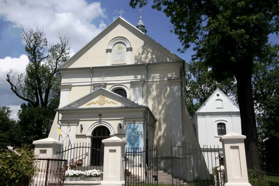 Zdjęcie Sanktuarium Hrubieszów: historia, znaczenie i odwiedziny w sercu Polski