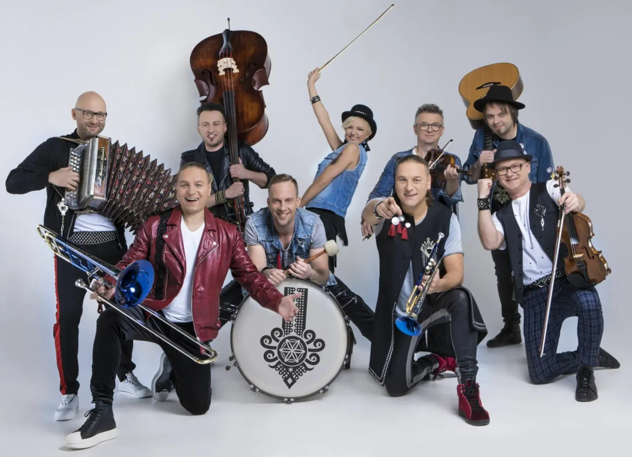 Zdjęcie Ile kosztuje koncert Golec uOrkiestra? Ceny biletów i zniżki na wydarzenia