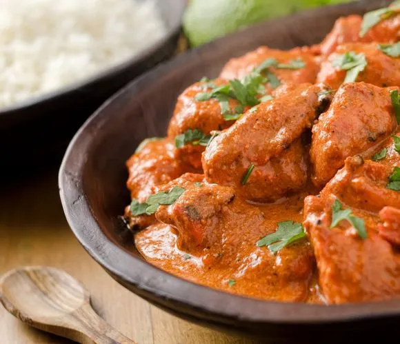 Zdjęcie Gdzie kupić liście curry? Odkryj najlepsze miejsca i opcje