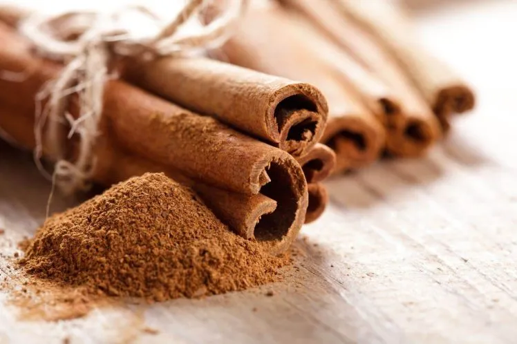 Zdjęcie Ile kcal ma cynamonka? Zaskakujące fakty o kaloryczności cynamonu