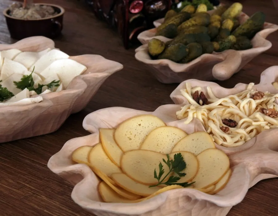 Bukowina Tatrzańska restauracje tradycyjne jedzenie g&oacute;ralskie