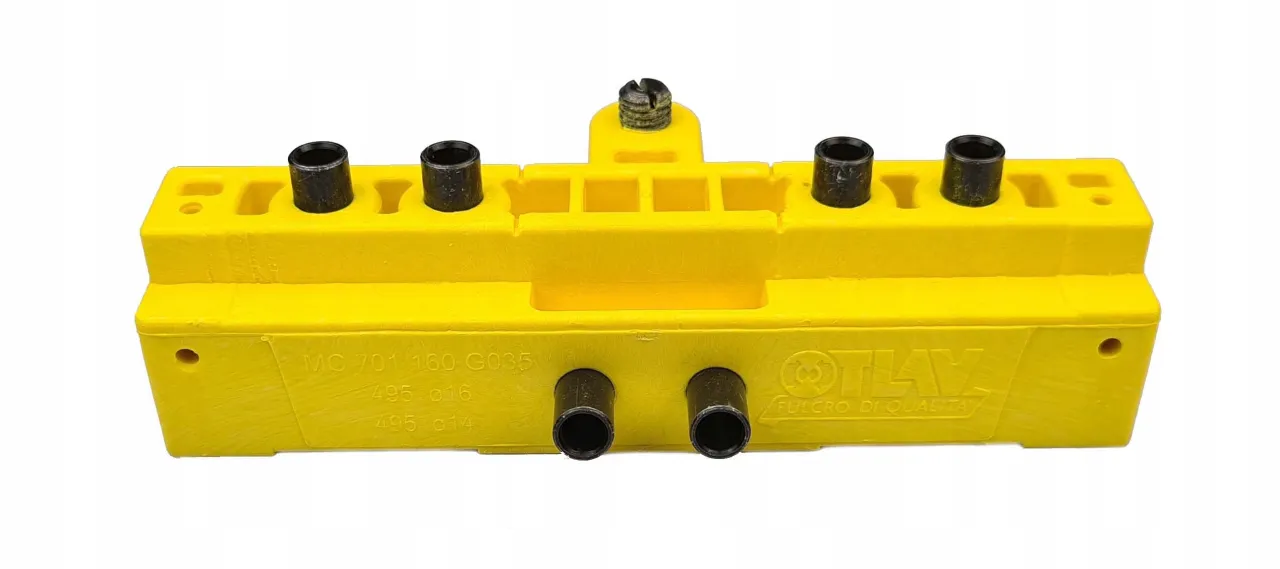 Narzędzia do montażu zawiasów drzwiowych