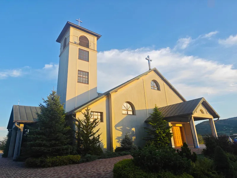 kancelaria parafialna, kości&oacute;ł parafialny