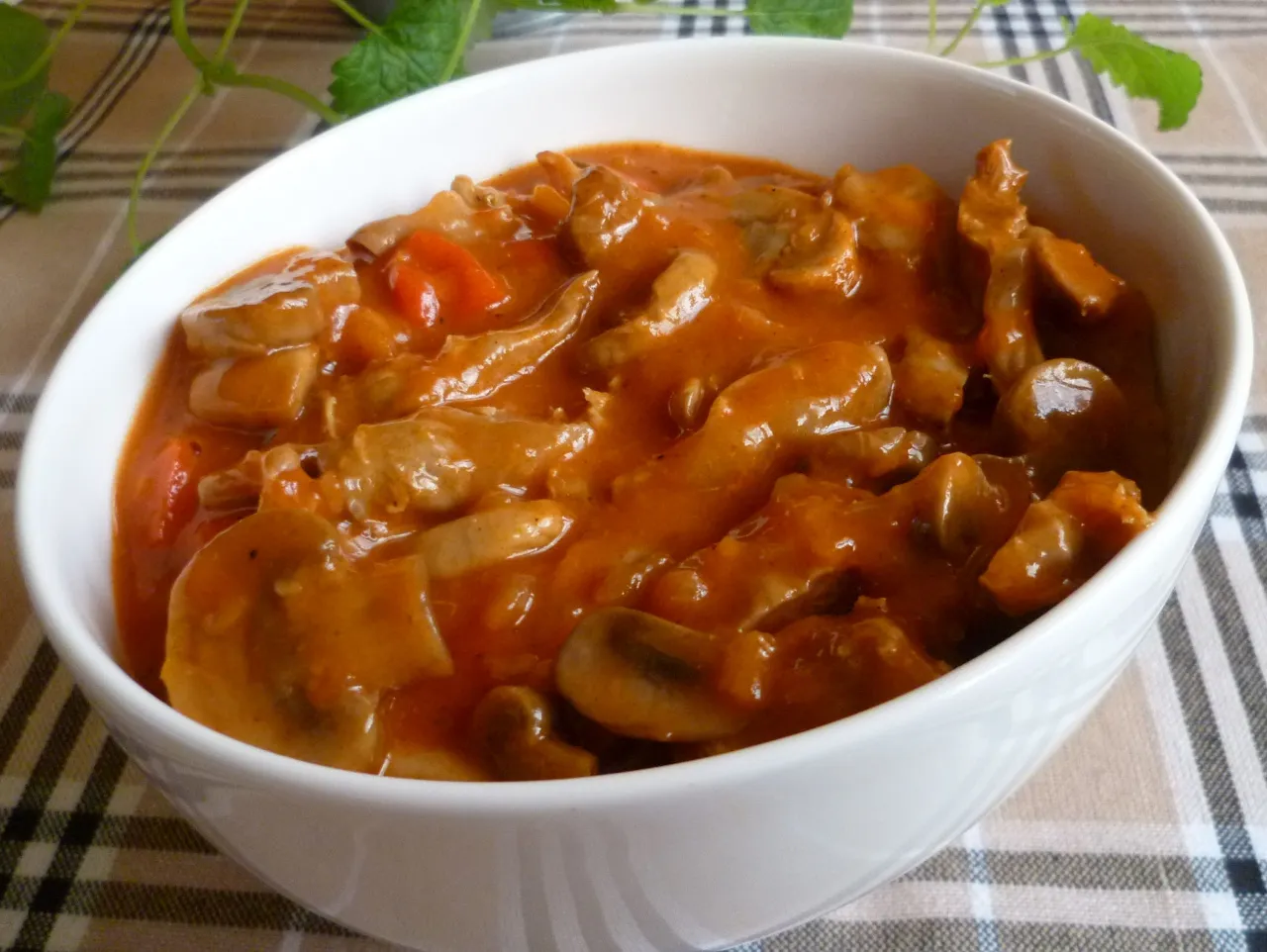 gulasz z miękkich żołądków drobiowych