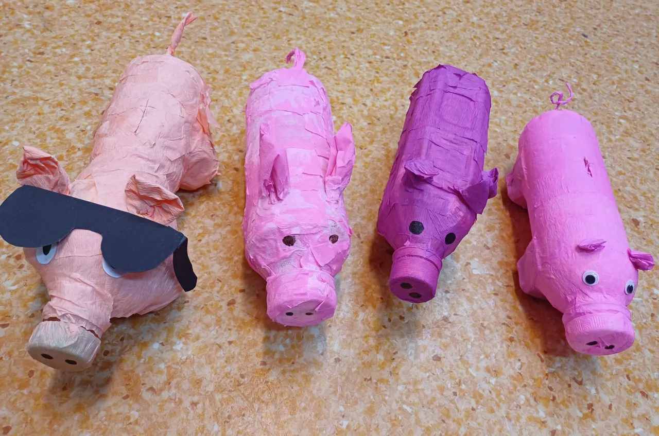 Inne kształty skarbonek z butelki PET